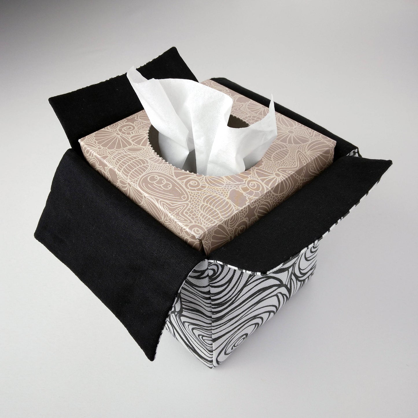 Cube Fabric Tissue Box Cover - Black & White Roses