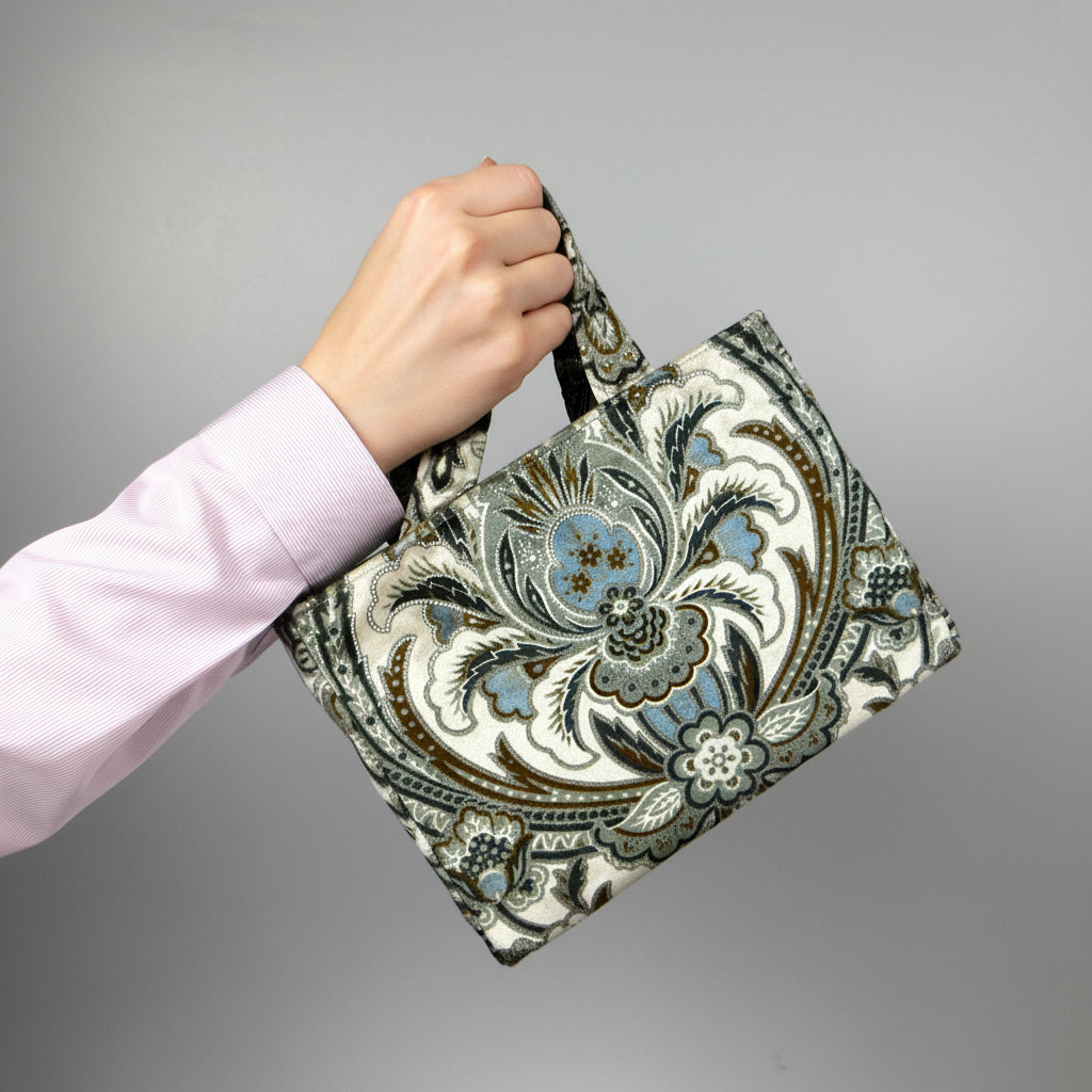 Hand held mini tote bag