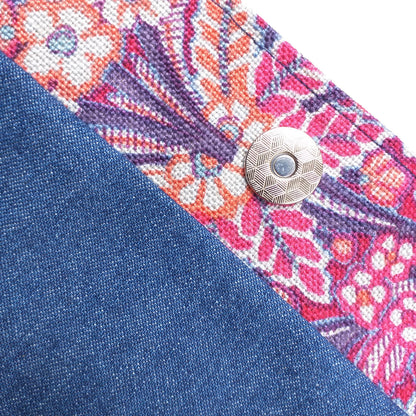 Close up view of a large tote bag magnetic closure