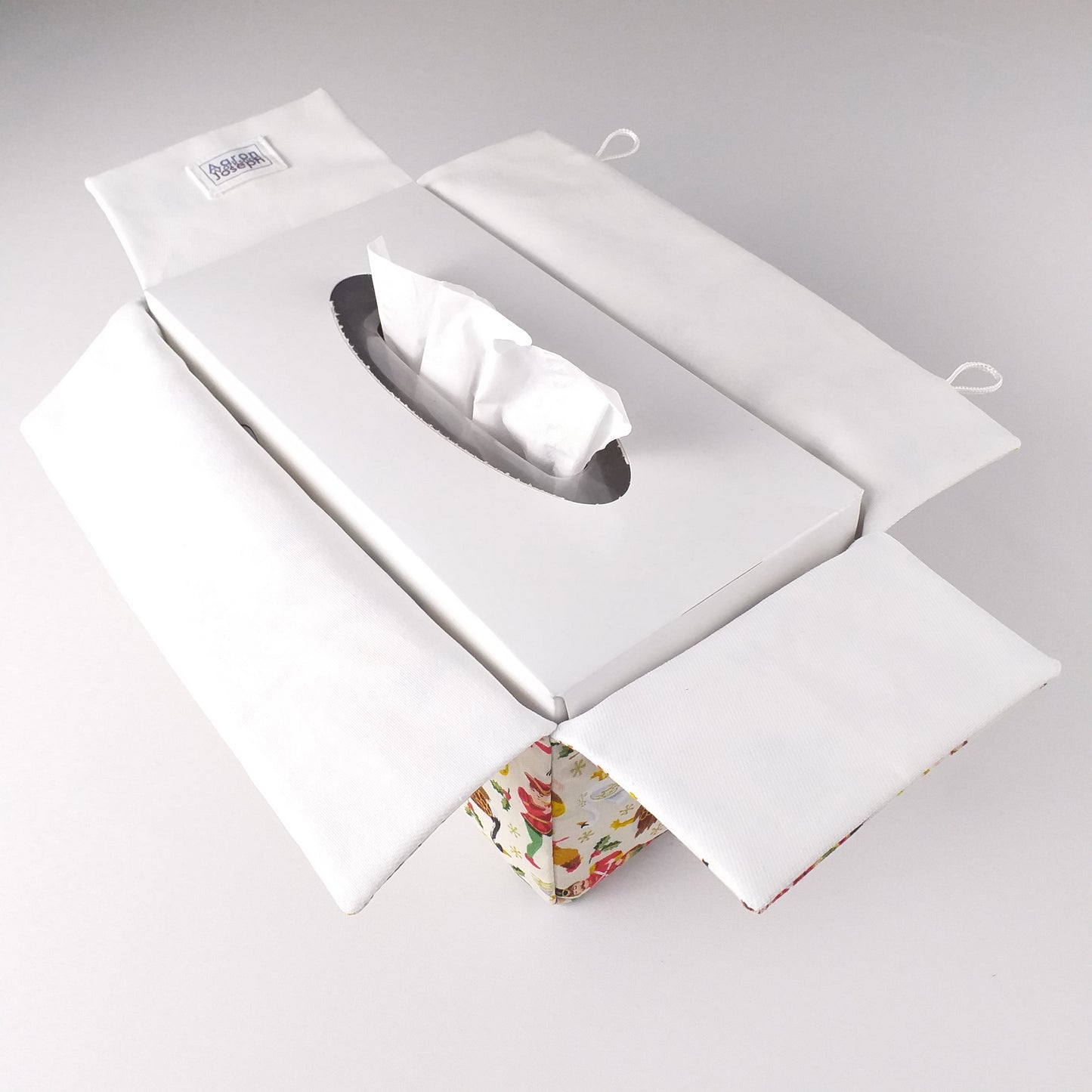 Interior view of rectangular tissue box cover