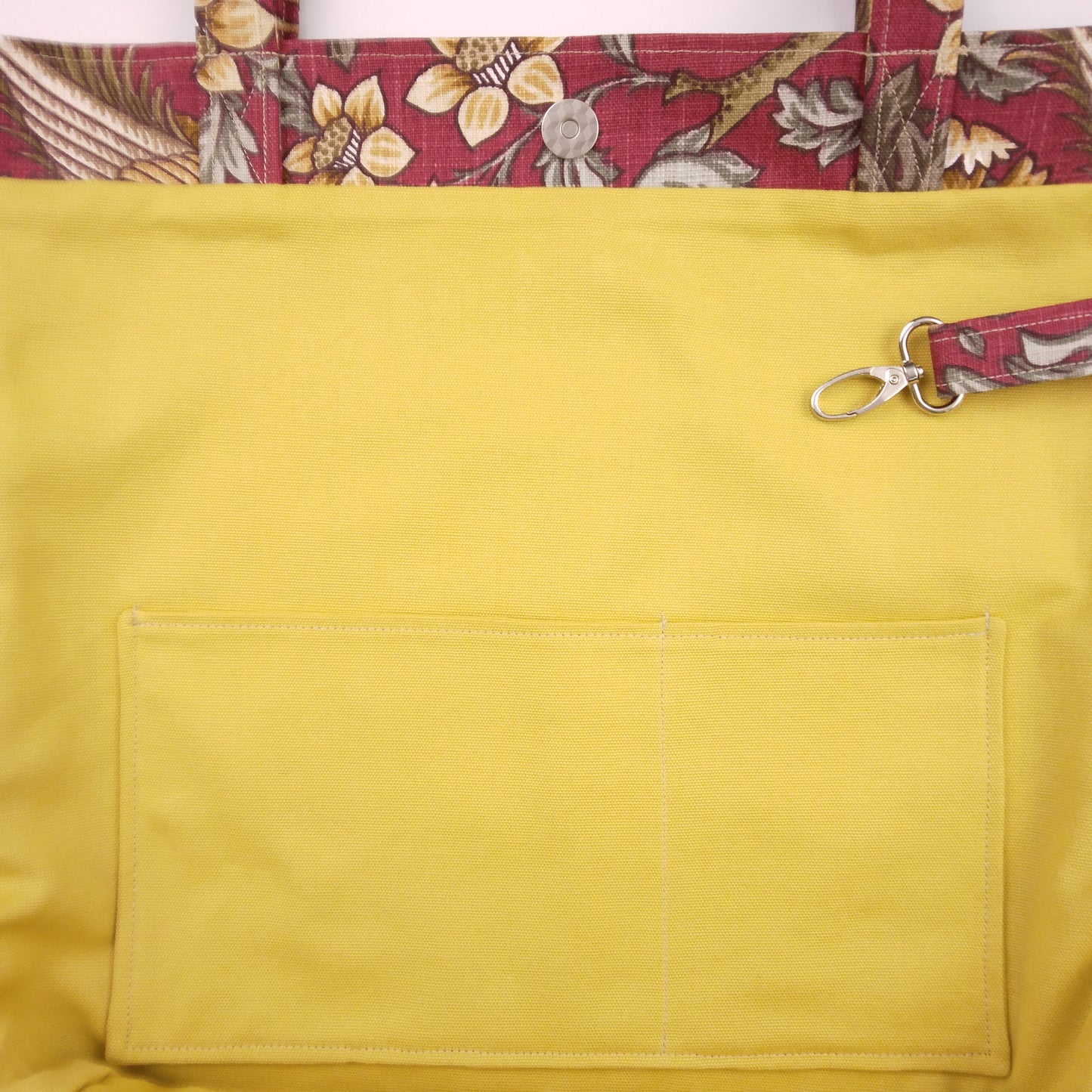 Deluxe Tote Bag - Pheasants on Red