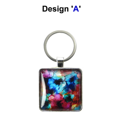 Keyring with a colourful glass domed image