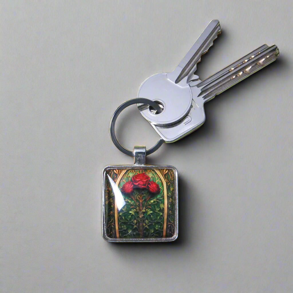 Keyring with a colourful glass domed image