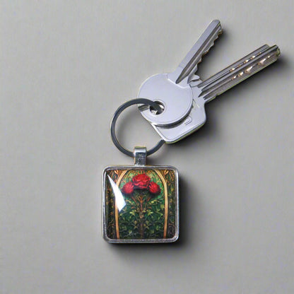 Keyring with a colourful glass domed image