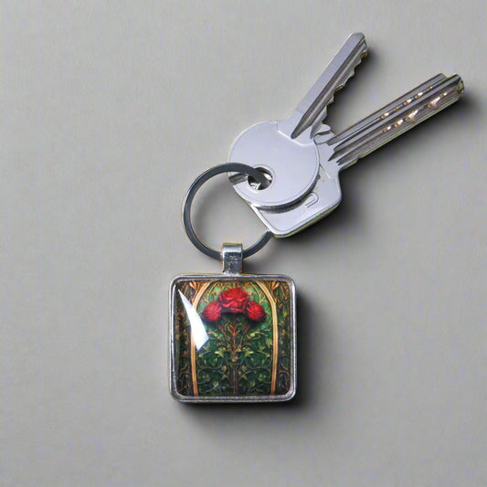 Keyring with a colourful glass domed image