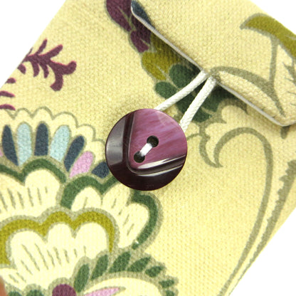 Soft padded eyeglass pouch